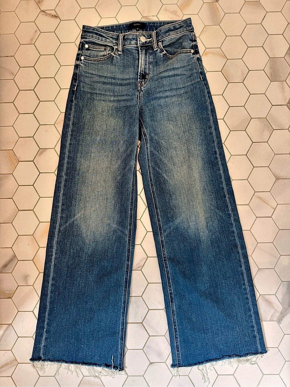 Quince Bella Wide Leg Stretch Jeans, size 26 in Twilight Blue Fray